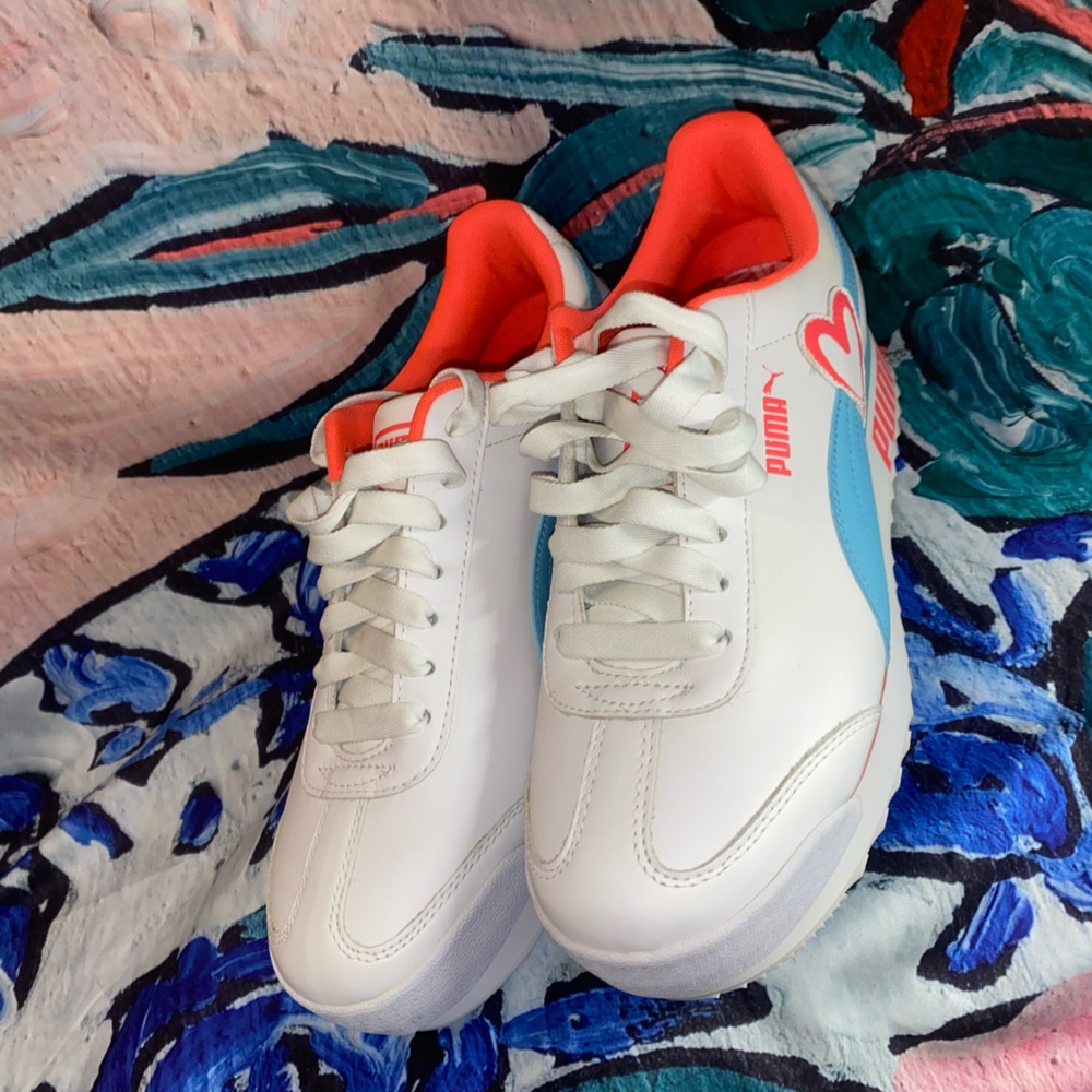 Puma Platform Roma Amor Heart Sneakers